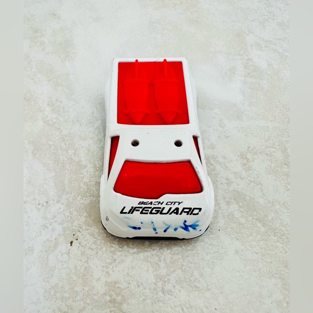 25 Hot Wheels / Matchbox / Assorted characters cars and vehicles - Picture 8 of 8